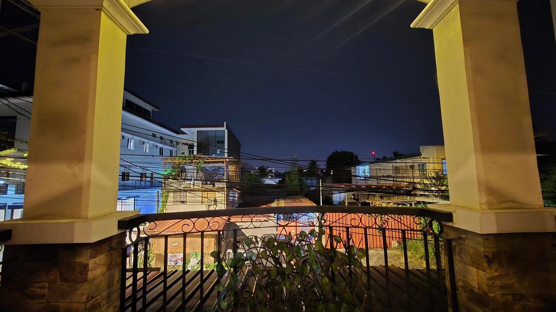 Madayaw Davao Cozy Suites
